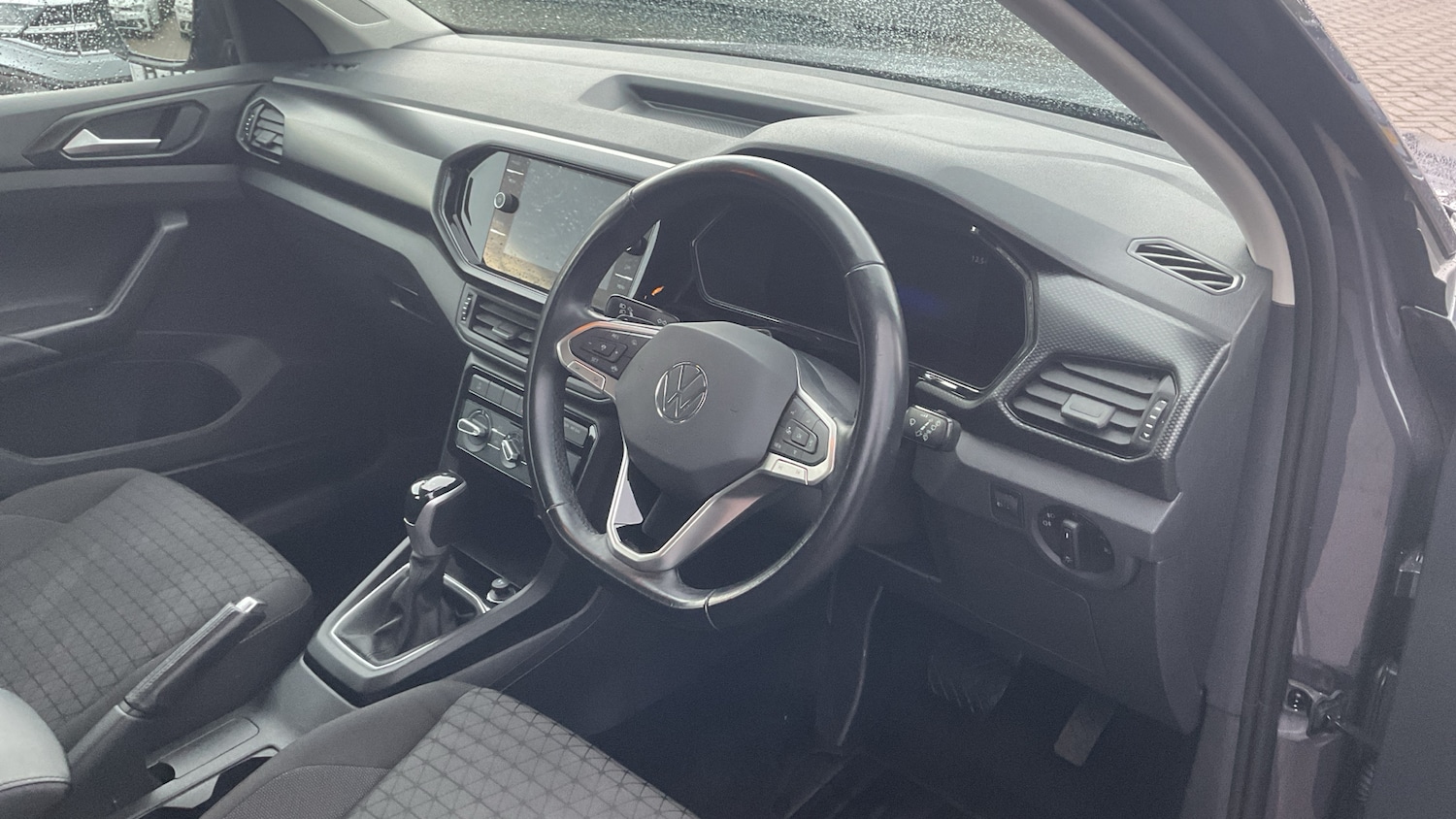 Used Volkswagen T-Cross 2022 for sale - 76859064: Photo 6