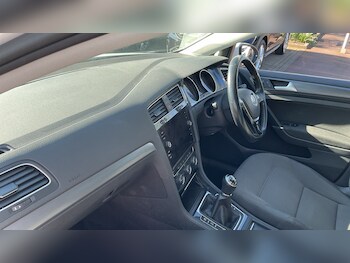 Used Volkswagen Golf 2020 for sale - 78423246: Photo