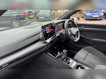Used Volkswagen Golf 2025 for sale - 79514310: Photo