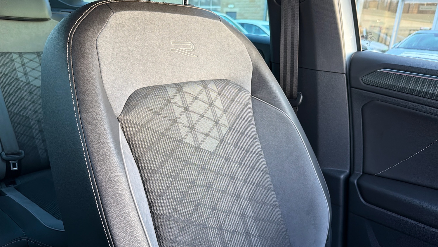 Used Volkswagen Tiguan 2023 for sale - 77380591: Photo 41