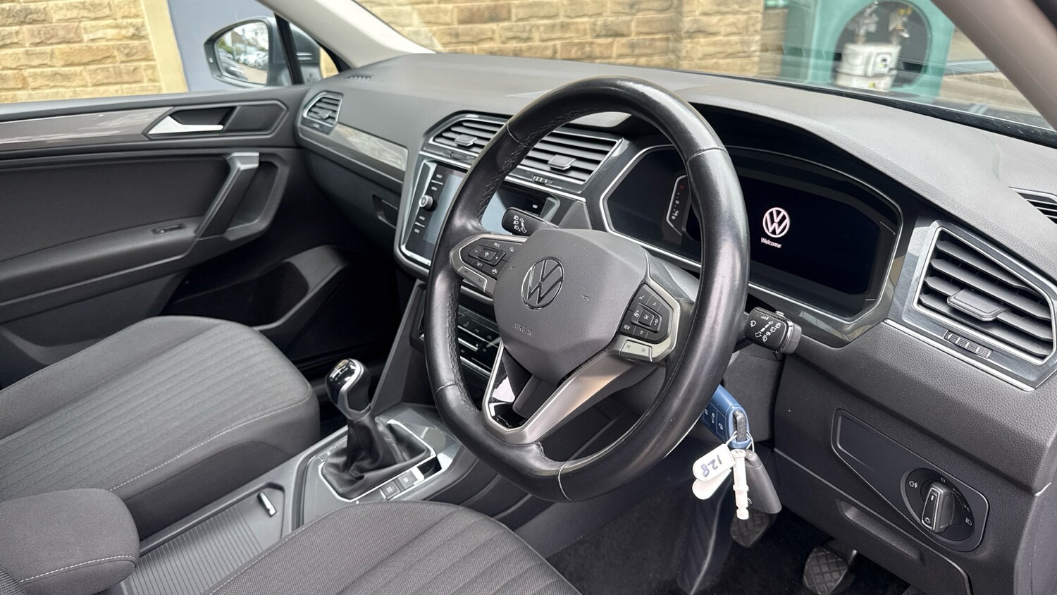 Used Volkswagen Tiguan Allspace 2022 for sale - 78108157: Photo 6