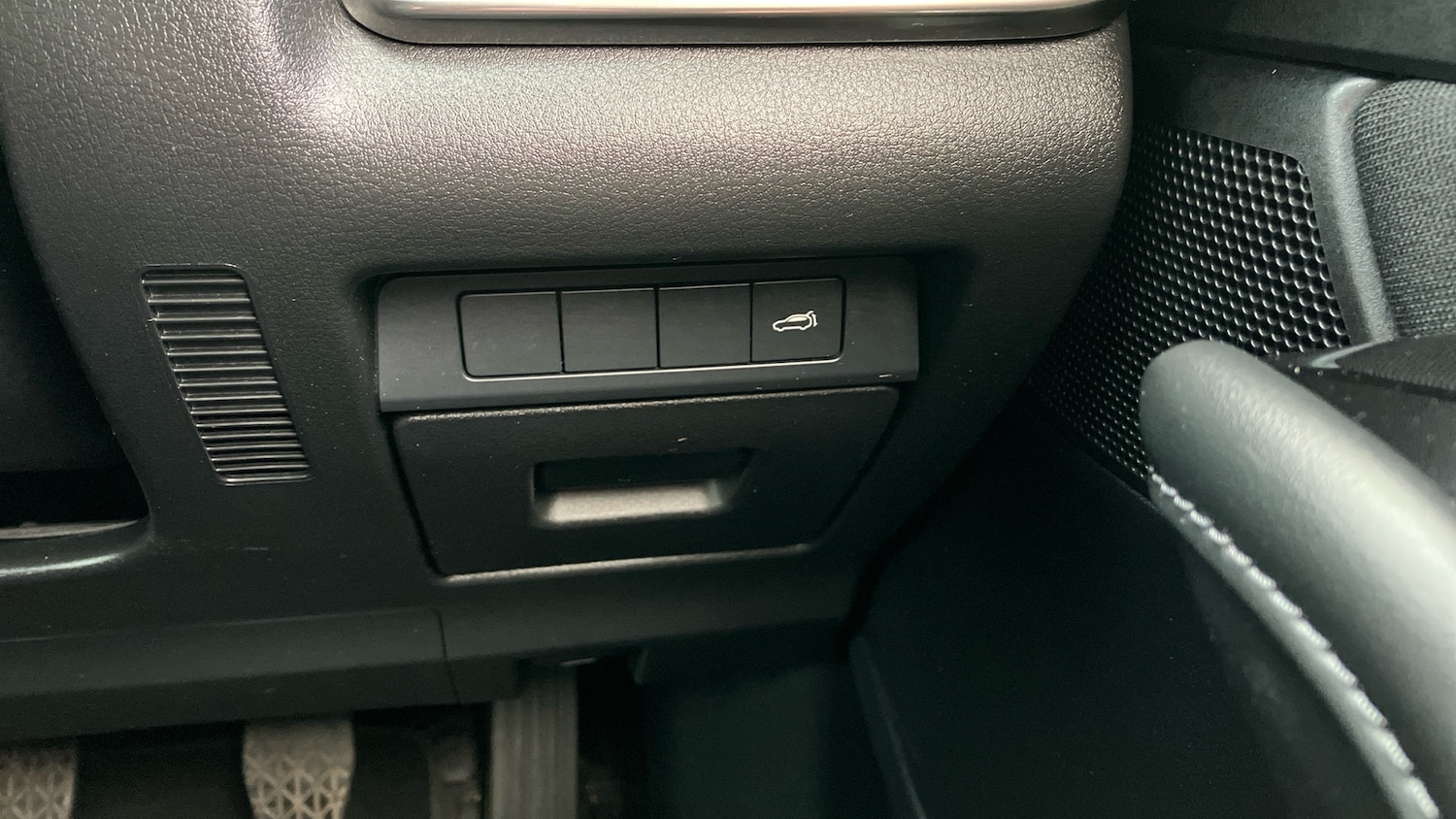 Used Mazda CX-30 2021 for sale - 76391188: Photo 21