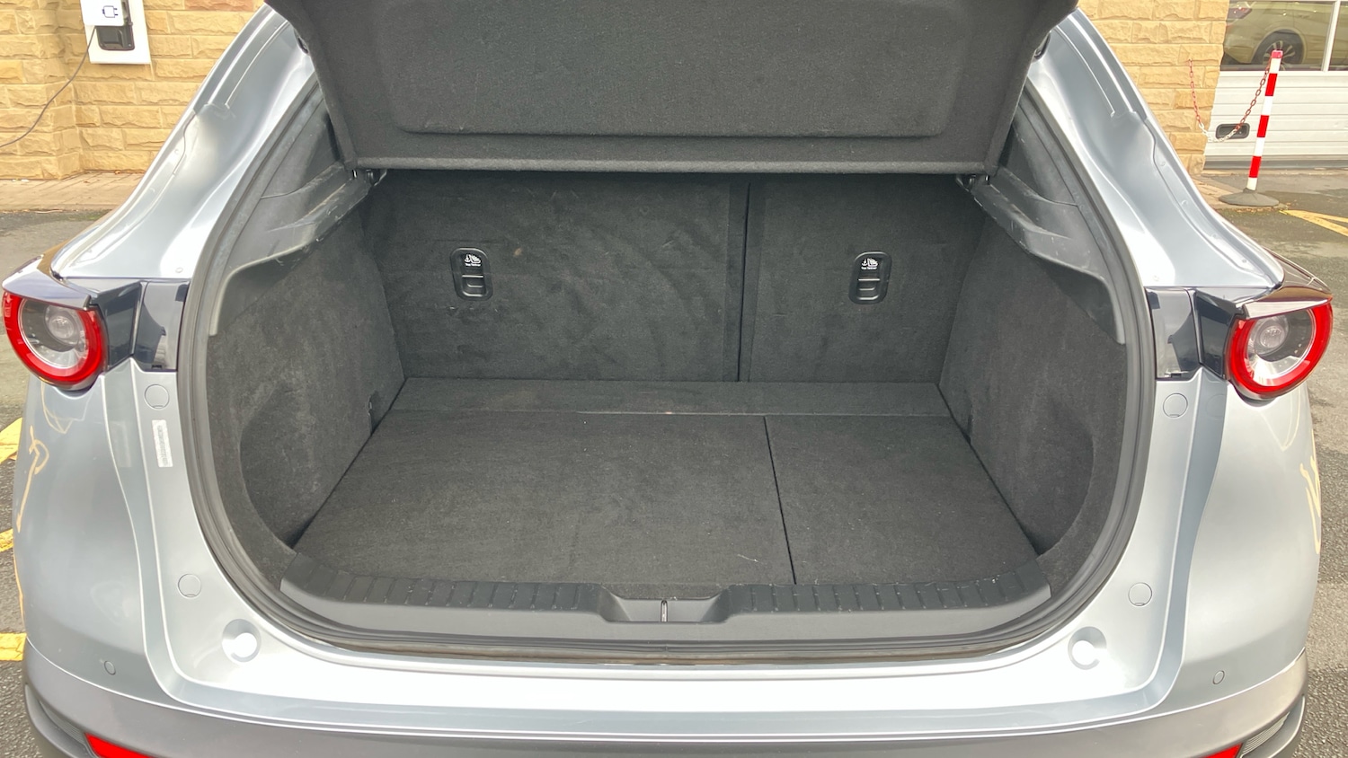 Used Mazda CX-30 2021 for sale - 76391188: Photo 4