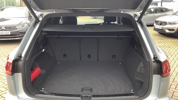 Used Volkswagen Touareg 2025 for sale - 76104625: Photo 20