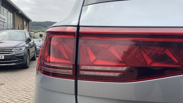 Used Volkswagen Touareg 2025 for sale - 76104625: Photo 24