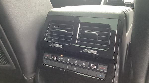 Used Volkswagen Touareg 2025 for sale - 76104625: Photo 28