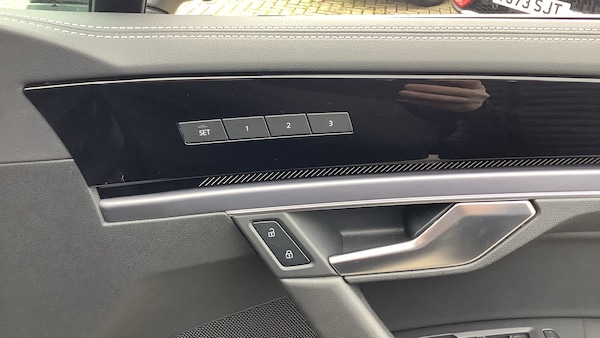 Used Volkswagen Touareg 2025 for sale - 76104625: Photo 36