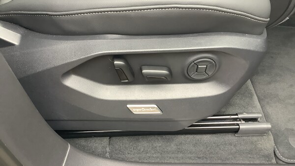 Used Volkswagen Touareg 2025 for sale - 76104625: Photo 37