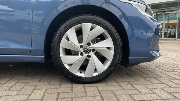 Used Volkswagen Golf 2024 for sale - 75790554: Photo 5