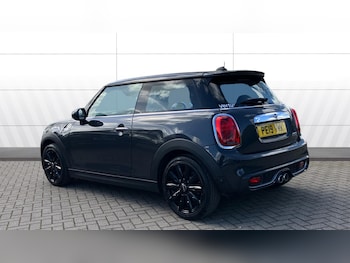 Used MINI Hatch 2019 for sale - 78152908: Photo