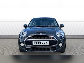 Used MINI Hatch 2019 for sale - 78152908: Photo
