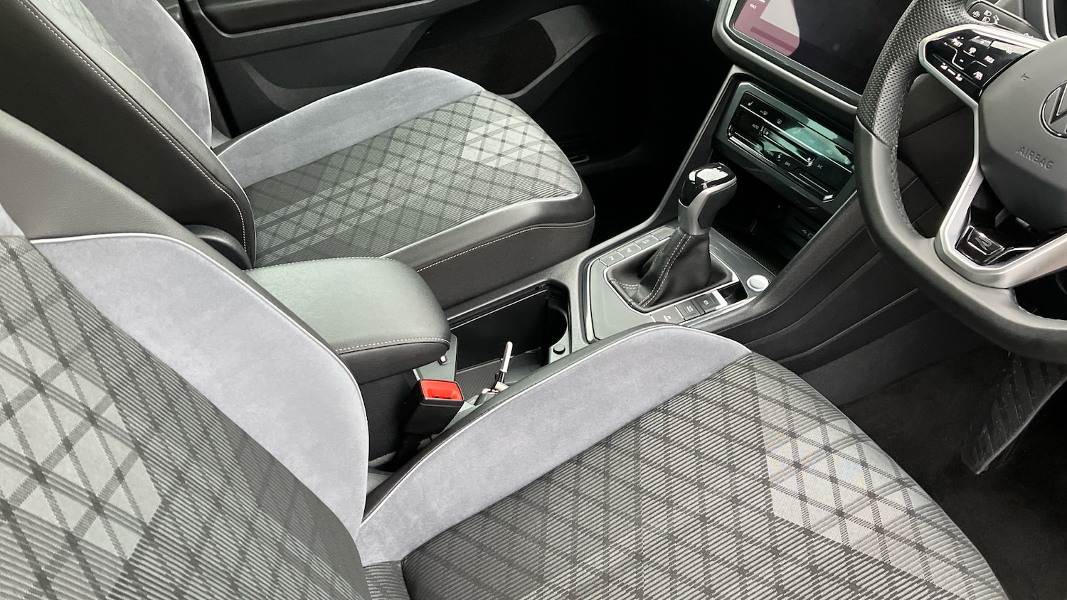 Used Volkswagen Tiguan 2024 for sale - 77273510: Photo 14