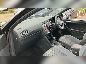 Used Volkswagen Tiguan 2024 for sale - 77273510: Photo