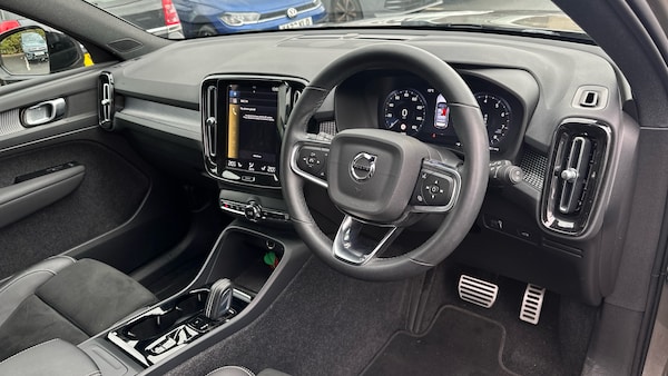 Used Volvo XC40 2021 for sale - 76100841: Photo 11