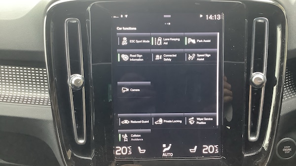 Used Volvo XC40 2021 for sale - 76100841: Photo 28