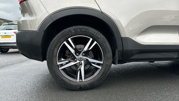 Used Volvo XC40 2021 for sale - 76100841: Photo 7