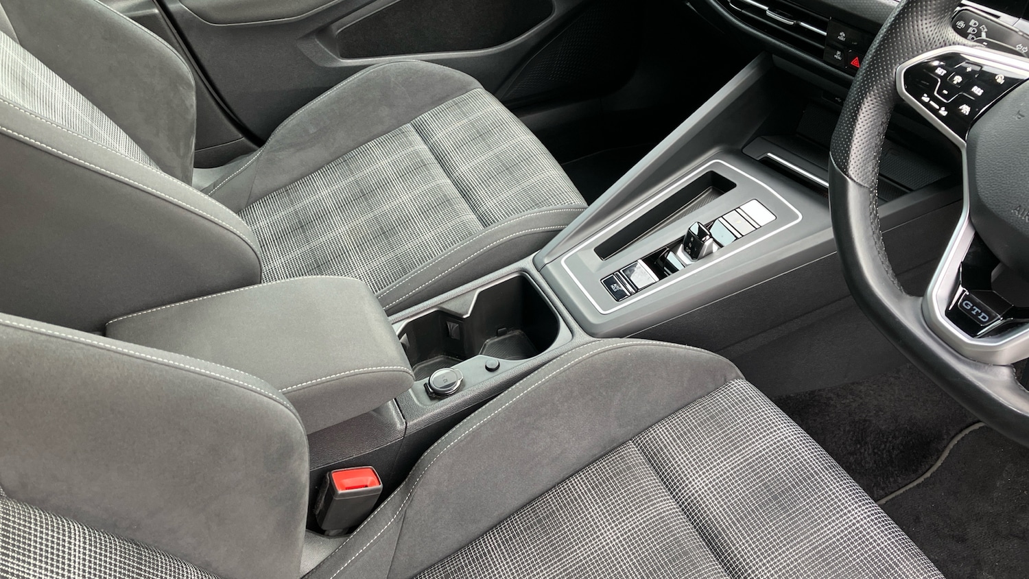 Used Volkswagen Golf 2022 for sale - 76391187: Photo 14