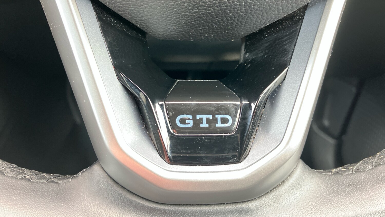 Used Volkswagen Golf 2022 for sale - 76391187: Photo 31