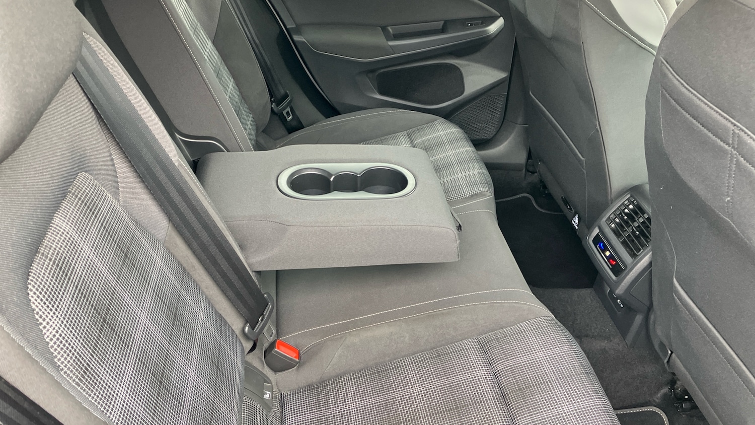 Used Volkswagen Golf 2022 for sale - 76391187: Photo 43