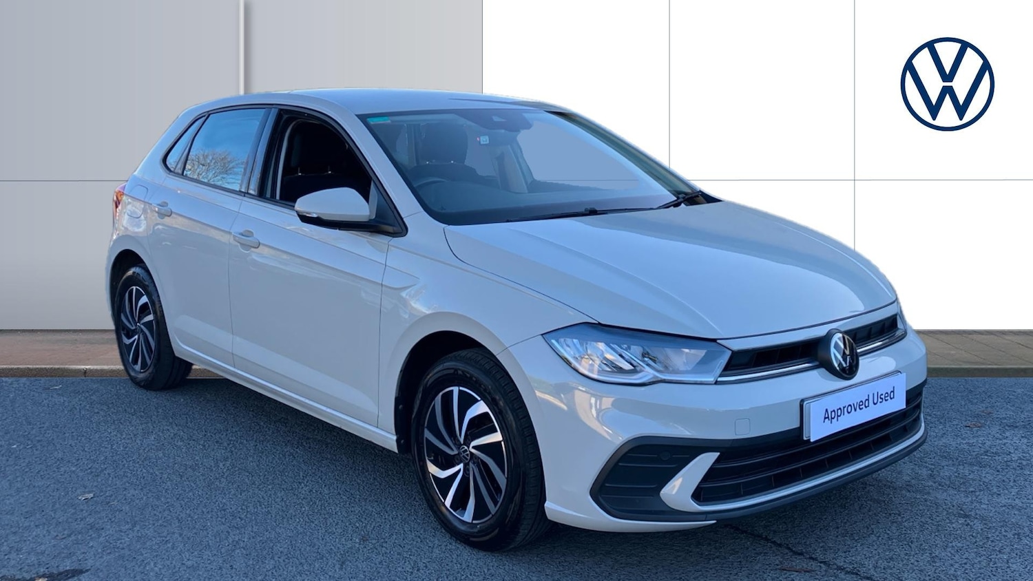 Used Volkswagen Polo 2023 for sale - 76627778: Photo 1