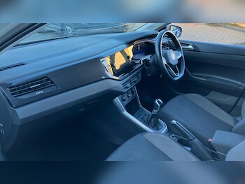 Used Volkswagen Polo 2023 for sale - 76627778: Photo