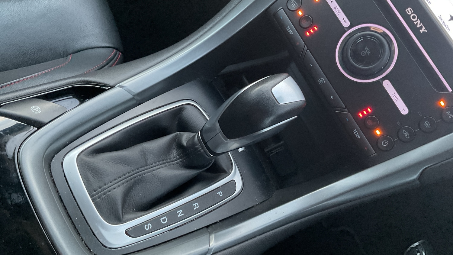 Used Ford Mondeo 2017 for sale - 77431086: Photo 13