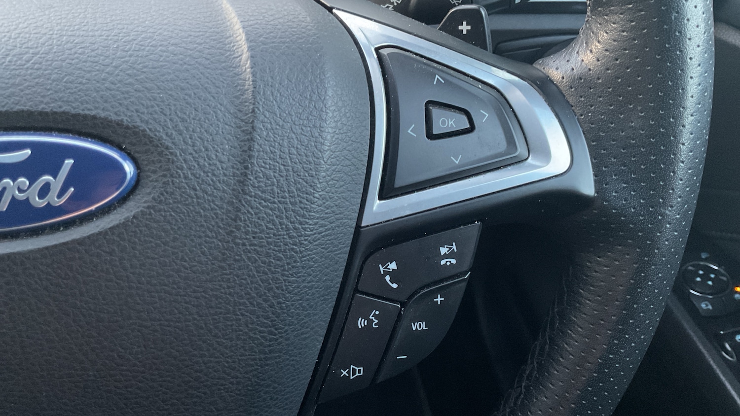 Used Ford Mondeo 2017 for sale - 77431086: Photo 27