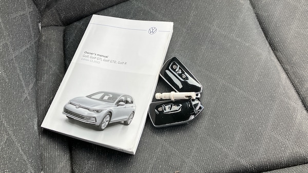 Used Volkswagen Golf 2023 for sale - 76230780: Photo 30