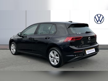 Used Volkswagen Golf 2023 for sale - 76230780: Photo 3