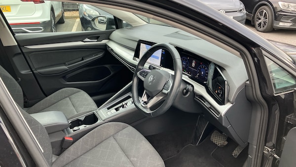 Used Volkswagen Golf 2023 for sale - 76230780: Photo 6
