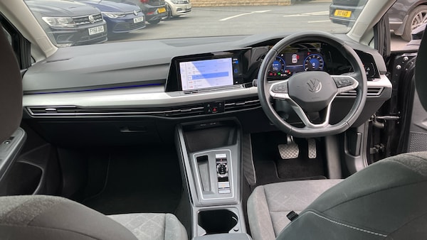 Used Volkswagen Golf 2023 for sale - 76230780: Photo 9