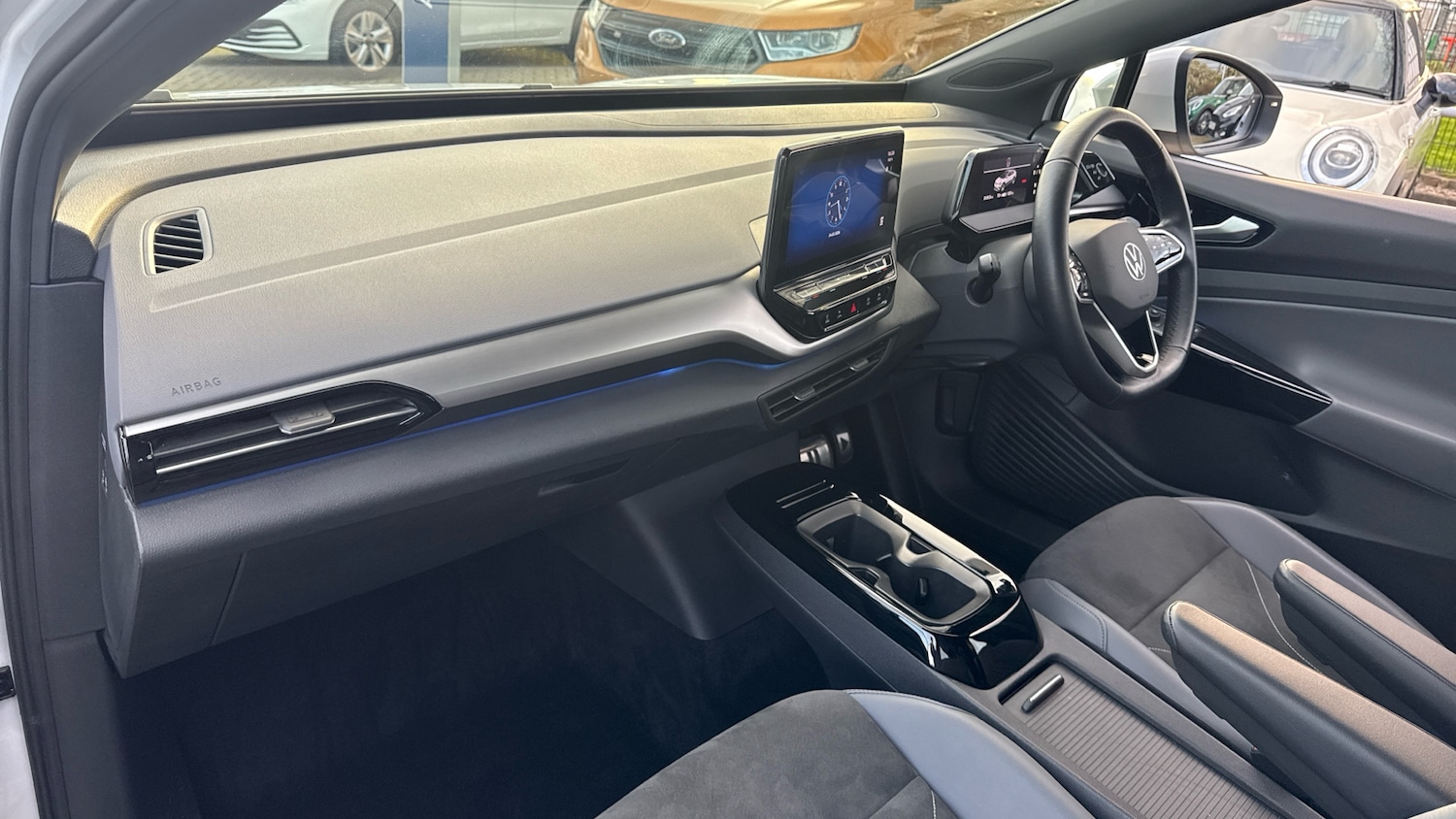 Used Volkswagen ID.4 2022 for sale - 77679312: Photo 2