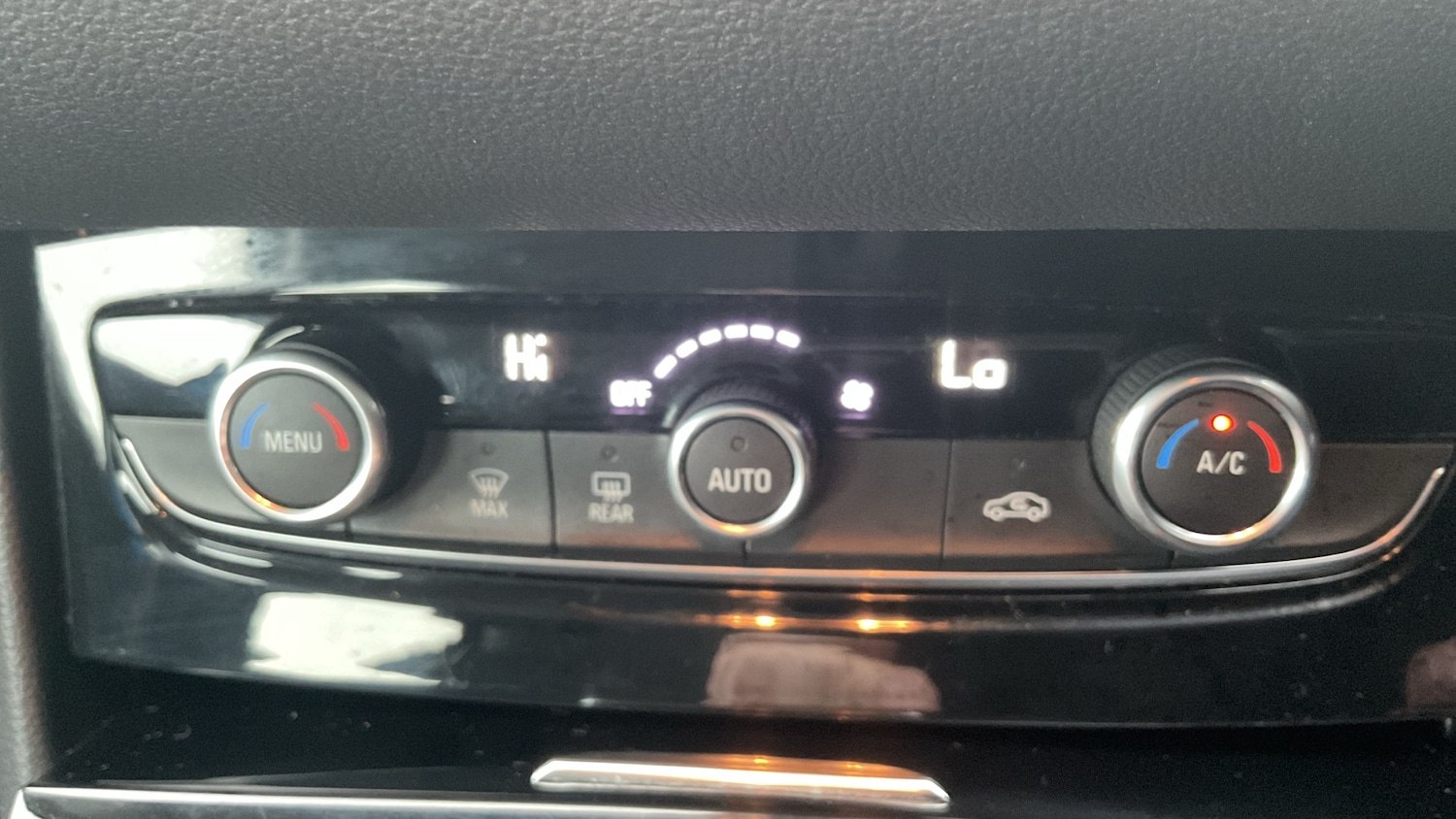 Used Vauxhall Grandland X 2018 for sale - 77603614: Photo 24