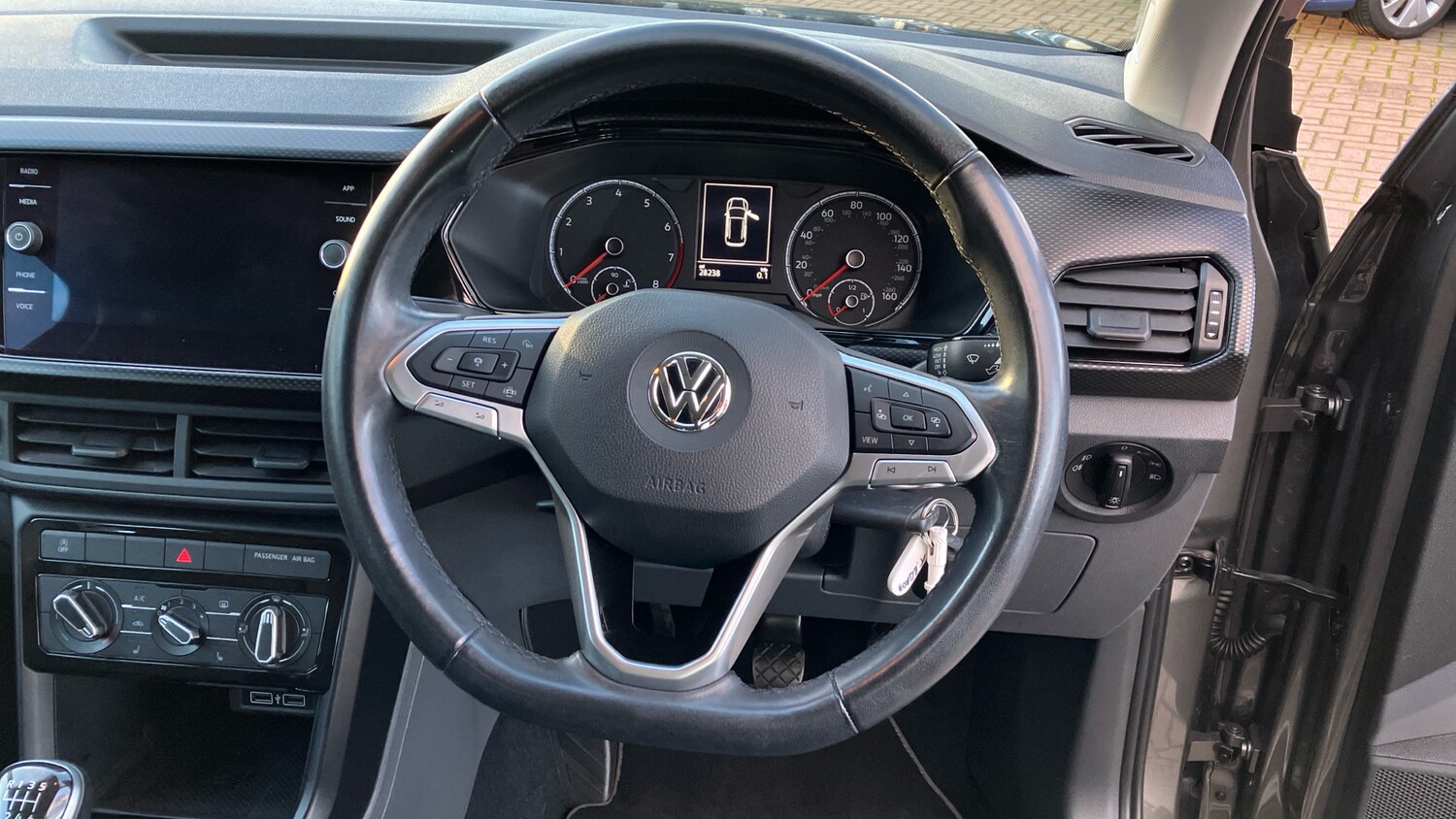 Used Volkswagen T-Cross 2019 for sale - 77446958: Photo 10