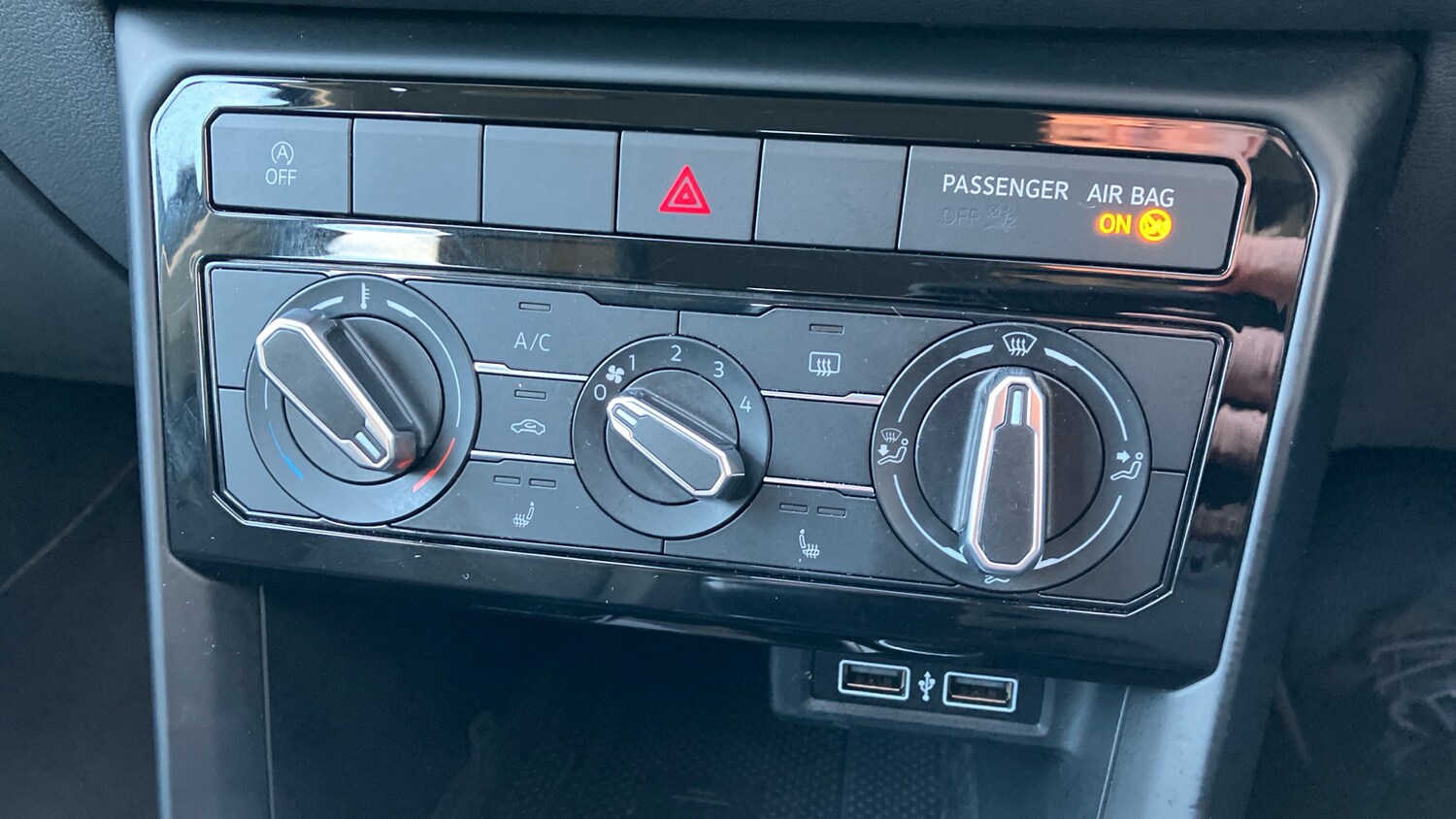 Used Volkswagen T-Cross 2019 for sale - 77446958: Photo 13