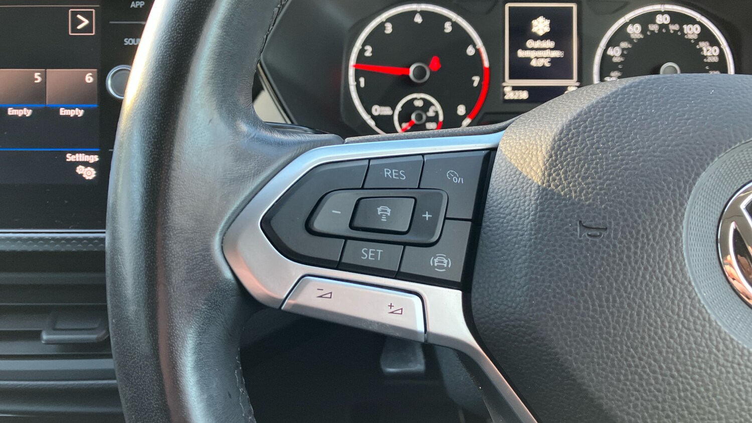 Used Volkswagen T-Cross 2019 for sale - 77446958: Photo 17