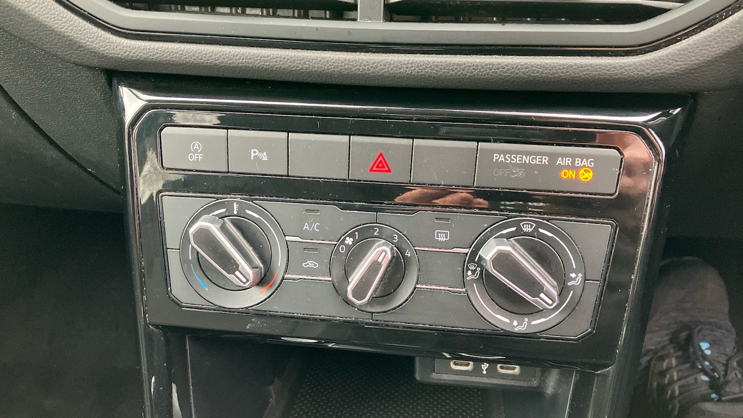 Used Volkswagen T-Cross 2024 for sale - 76391615: Photo 13