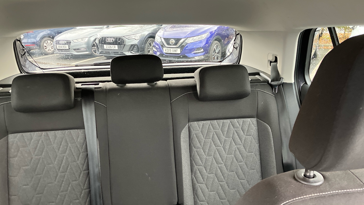 Used Volkswagen T-Cross 2024 for sale - 76391615: Photo 16