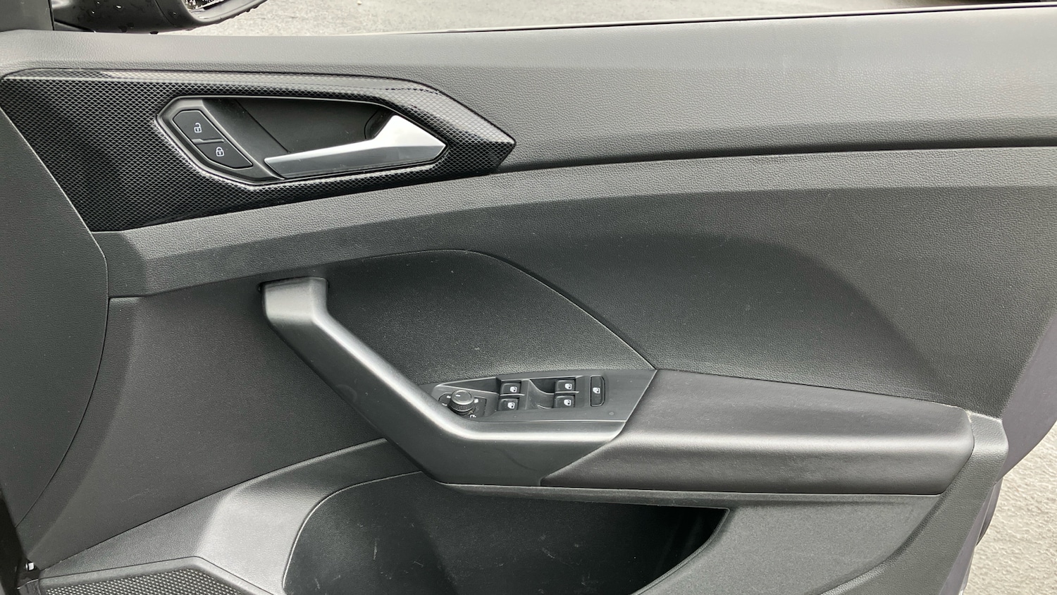 Used Volkswagen T-Cross 2024 for sale - 76391615: Photo 19