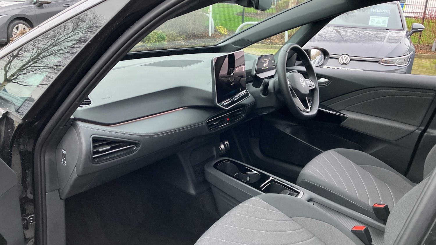 Used Volkswagen ID.3 2025 for sale - 77125643: Photo 2