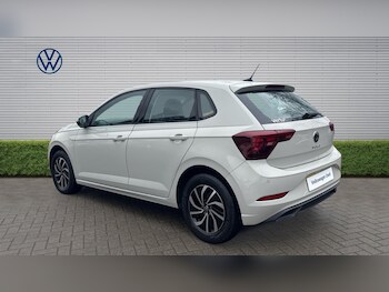 Used Volkswagen Polo 2023 for sale - 77712929: Photo