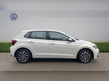 Used Volkswagen Polo 2023 for sale - 77712929: Photo