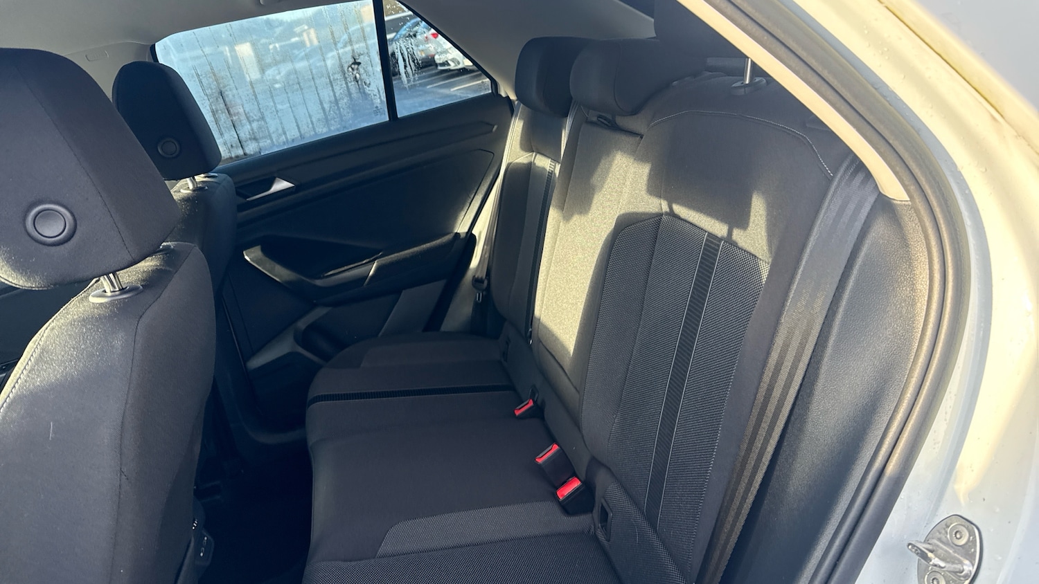 Used Volkswagen T-Roc 2023 for sale - 77225677: Photo 16