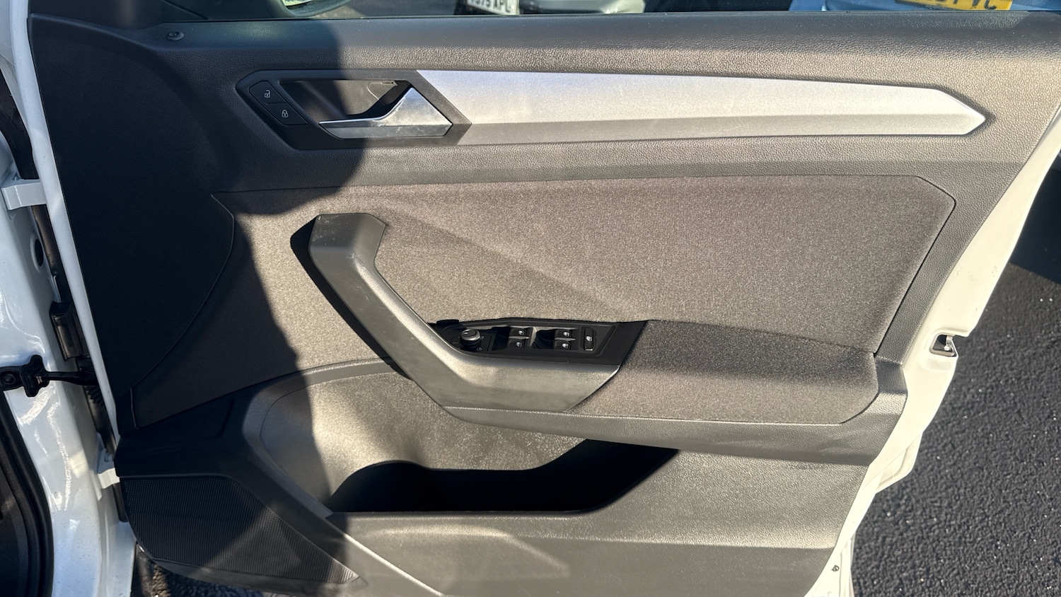 Used Volkswagen T-Roc 2023 for sale - 77225677: Photo 19