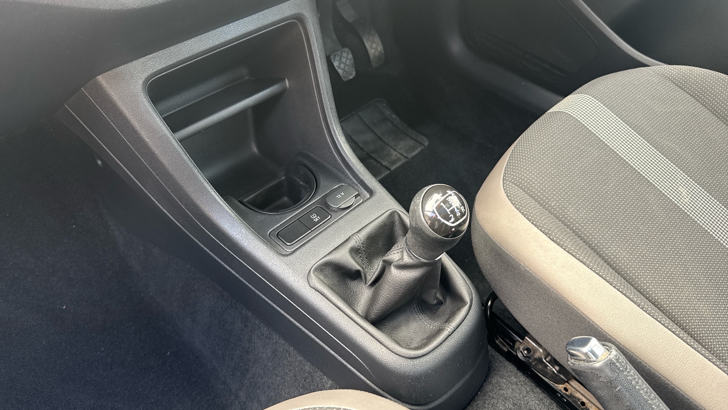 Used Volkswagen up! 2017 for sale - 78132147: Photo 13