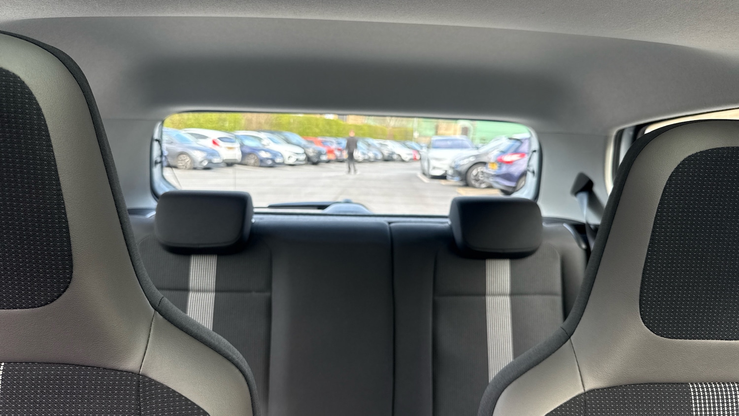 Used Volkswagen up! 2017 for sale - 78132147: Photo 15