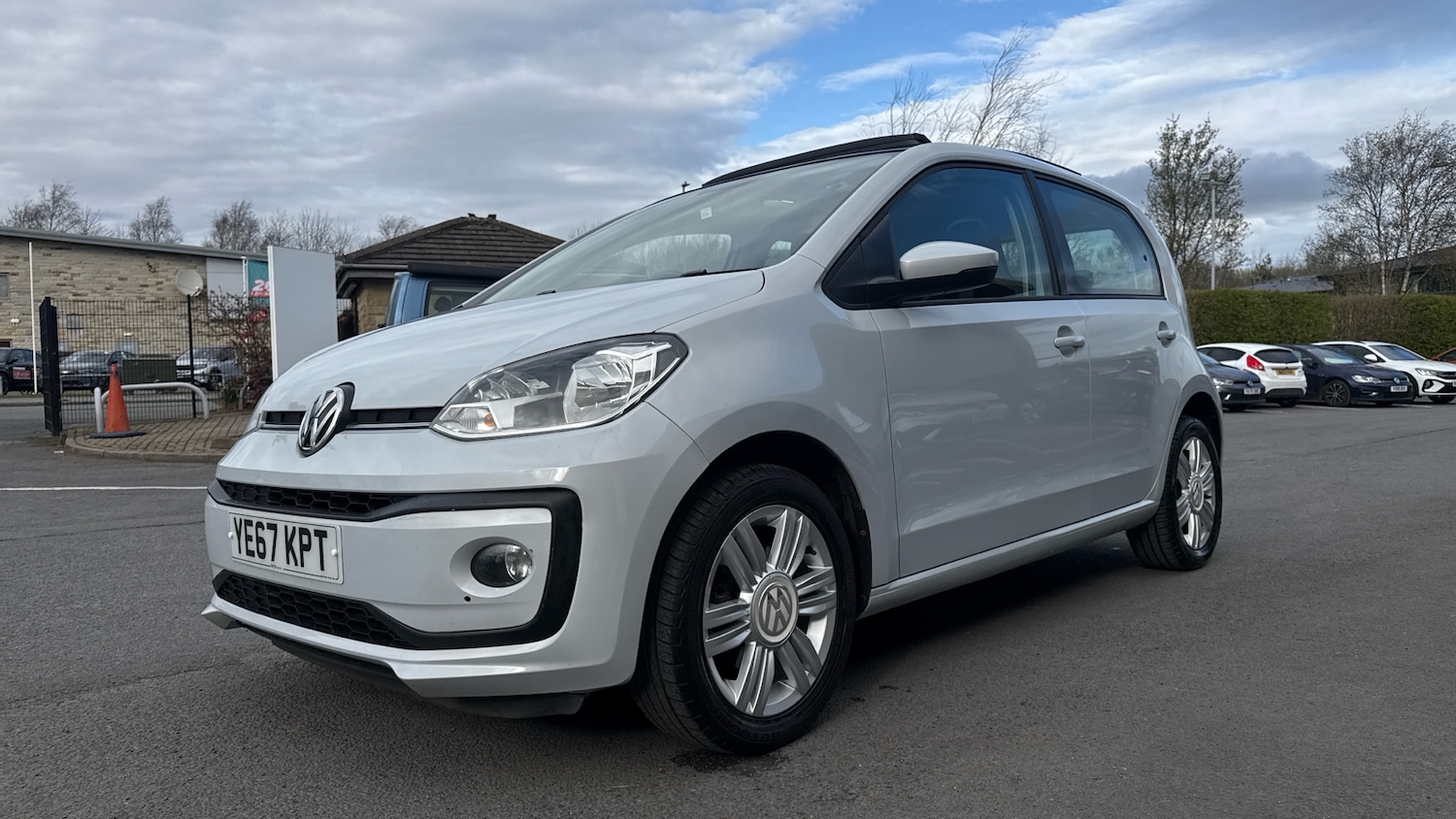 Used Volkswagen up! 2017 for sale - 78132147: Photo 21
