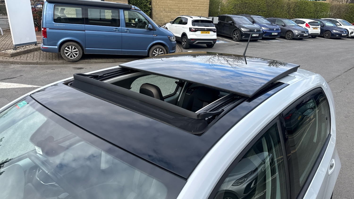 Used Volkswagen up! 2017 for sale - 78132147: Photo 25