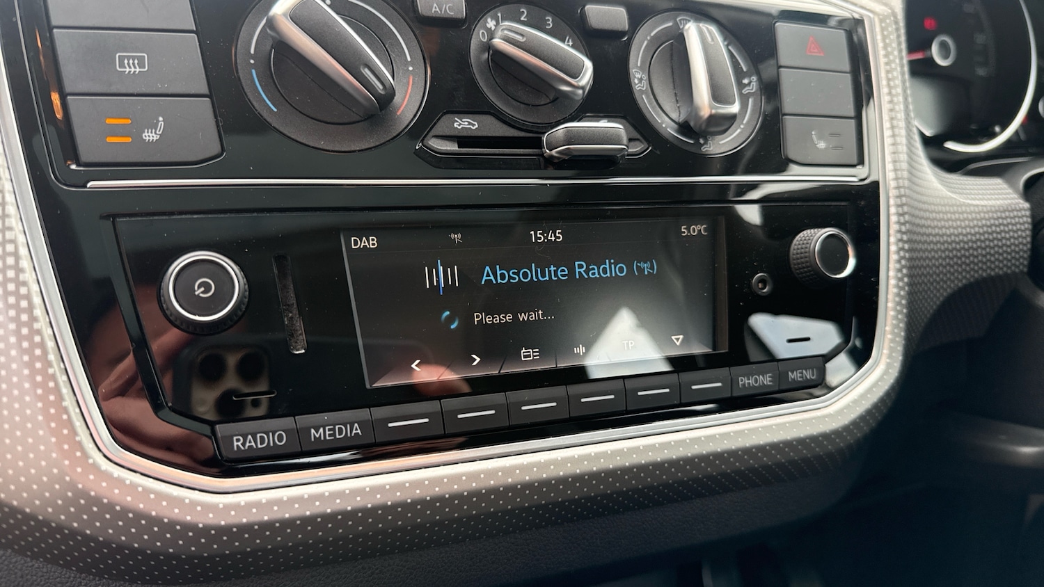 Used Volkswagen up! 2017 for sale - 78132147: Photo 29