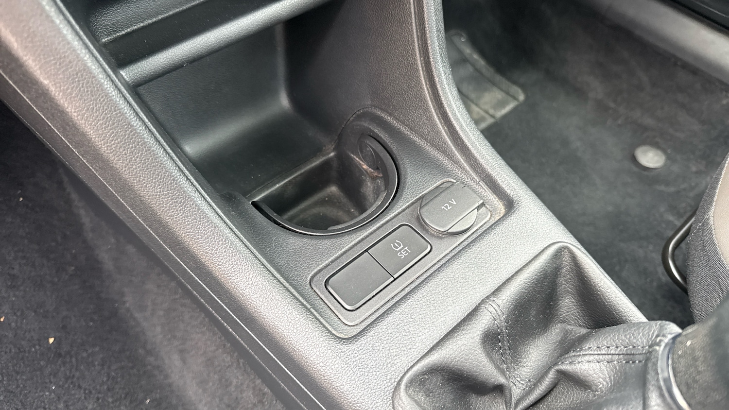 Used Volkswagen up! 2017 for sale - 78132147: Photo 32